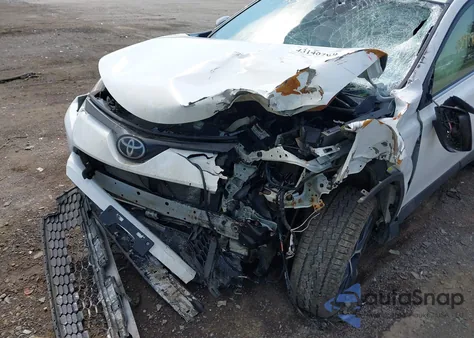 2017 Toyota Rav4 Se z USA, uszkodzony, nr VIN JTMJFREV1HJ710252